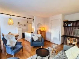 Résidence Verseau - Appartement lumineux et spacieux · Centre station · avec cabine et Balcon MAE-8894