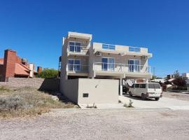 Complejo Pura Vida, hotel con estacionamiento en Las Grutas