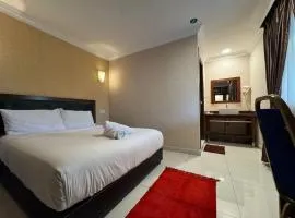 Kesuma Villa Parit Raja