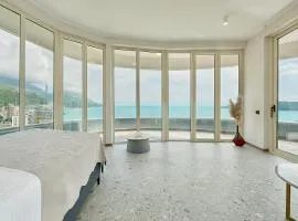Панорамная квартира на первой линии моря Skyline Resort, Becici, Budva