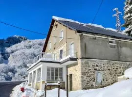 Maison Auseths - Gîte de groupe - Campan