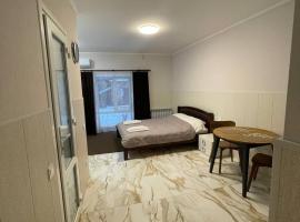 Апартаменти в центрі міста Безконтактне заселення 24-7, hotel dengan parkir di Poltava