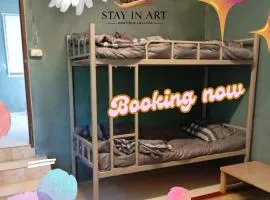 Stay in art hostel & guesthouse