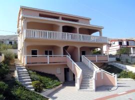 Apartments Bolont: Pag şehrinde bir otel