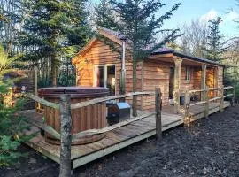 Hayne Barn Estate - 6 Luxury Lodges with private hot-tubs- 1 studio-loft without hot-tub