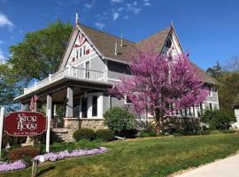 Astor House, khách sạn có bồn tắm nóng ở Green Bay