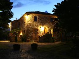 Agriturismo Podere Alberese: Asciano'da bir kır evi