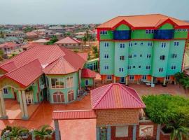 DC Ambassadors Hotel, hotel v destinaci Dawhwenya