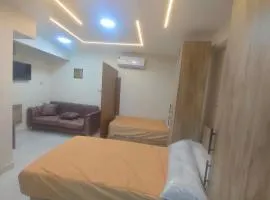 استديو فاخر للايجار