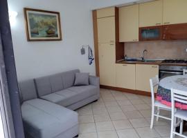 Intero Appartamento Con Cucina E Bagno Privato, hotelli kohteessa Empoli