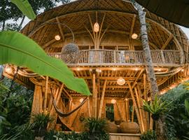 Alamvaya Bali Bamboo House, κατάλυμα με κουζίνα σε Sidemen