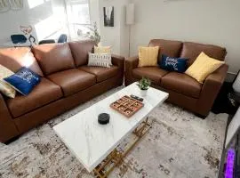 Downtown Indy with Free Parking and Walking Distance to Everything!