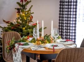 Cicha Woda 300 m od Gorący Potok i Termy Szaflary, hotel in Szaflary