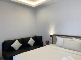 CS Junction Point - Double Deluxe Room - DDR, hotel v destinaci Kuala Pilah