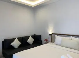 CS Junction Point - Double Deluxe Room - DDR