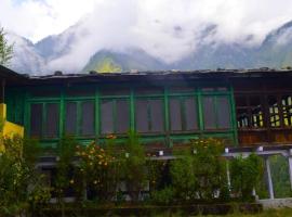 Monkstel Home Raila Sainj Valley, hotel v destinaci Sainj