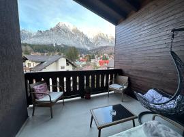 The View Apartment Bușteni, κατάλυμα με κουζίνα σε Buşteni