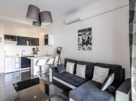 Welcoming Apartment with parking - Croisette, hotel in Cannes
