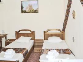 Elegant Hotel, хотел в Ташкент