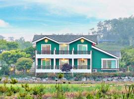 Taean Mongsanpo Pine and Apple Pension, huisdiervriendelijk hotel in Taean