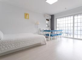 Geojae Lamer Pension, hotel v destinaci Kodže