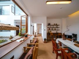 The Whisperer Guanshan Private Residence Hotel, hotel v destinaci Dali