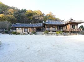 Manhoe Gotaek, hotel a Bonghwa