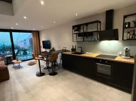 Schönes City Design Apartment I Boxspring I P I Smart I Wasch I 200m Bahnhof