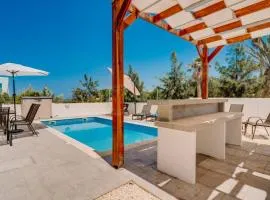 Alasia 16 - Modern smart villa in tranquil serenity