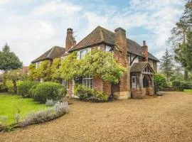 Cosy 5 Bed Cottage Retreat, Perfect for Families