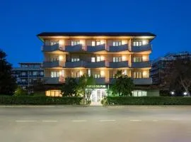 Hotel Parco dei Pini - 100mt dal Mare