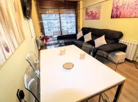 Cosy and Sunny apartment near Barcelona