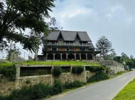Whistling Thrush Cottage
