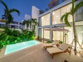 Stunning New Villa Near the Beach with a Spacious Pool