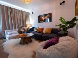 Norwich - House - Sleeps 7 - Parking - Garden