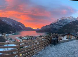 Hotel Aurora, Hotel in Molveno