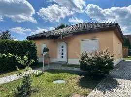 Naturidyll in Seenähe - Ferienhaus Landhaus Habichtnest