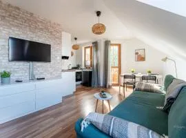 Apartament Górska Przystań - blisko dworca PKP, w spokojnej okolicy by Apartamenty w Karkonoszach