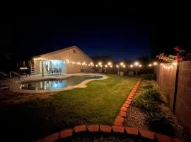 New Casa Golden Retreat Amazing Pools