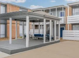 Modern Comfort Easy Access to Bay Area Attractions