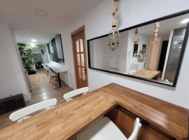 Habitaciones con vistas Madrid, khách sạn ở Madrid