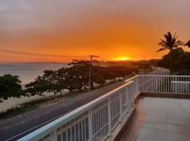 Ipê Amarelo - Frente ao Mar na Praia de Meaípe, Guarapari
