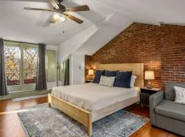 City Loft Group Getaway King Downtown Location