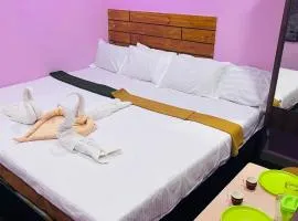 Skyway Rooms