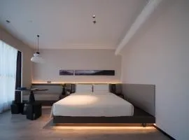 Atour Hotel Dalian Zhongshan Plaza Lu Xun Road
