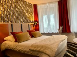 Ambassadeur Hotel - Cherbourg Port de Plaisance – hotel w mieście Cherbourg en Cotentin