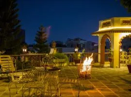Alaya Stays Abhimanyu Mansion Pearl 6 BHK Mansion with Rajasthani Decor