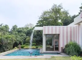 SaffronStays Pride Rock