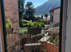 Un balcone sul lago