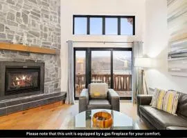 Country Chic Condo with Views of Mont-Tremblant
